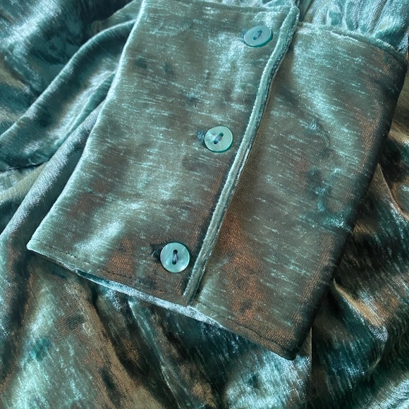 Textured Velvet Dress - Picture 7 of 8